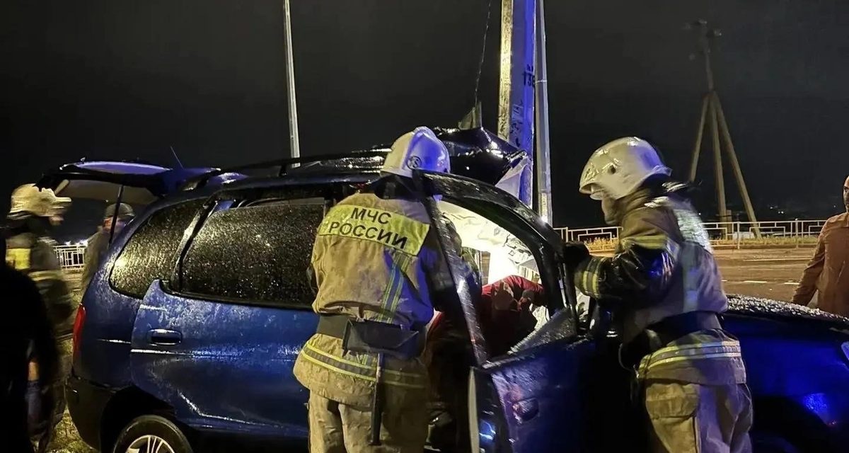 На трассе Чита — Забайкальск спасатели деблокировали пятерых пострадавших после ДТП