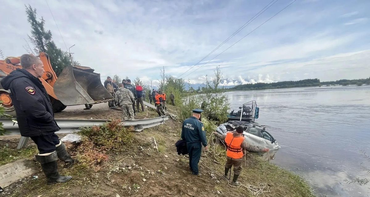 Спасатели ищут подростка в реке Чара в Каларском районе