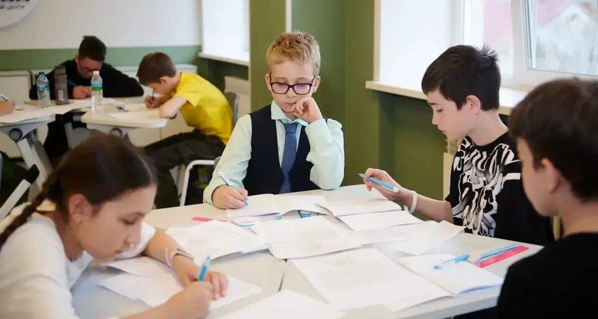Школьники Забайкалья бесплатно изучат биологию и математику на курсах «Сириуса»