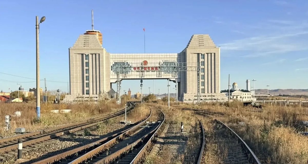 Генконсул КНР посмотрела, как МАПП Забайкальск расширяют до 28 полос